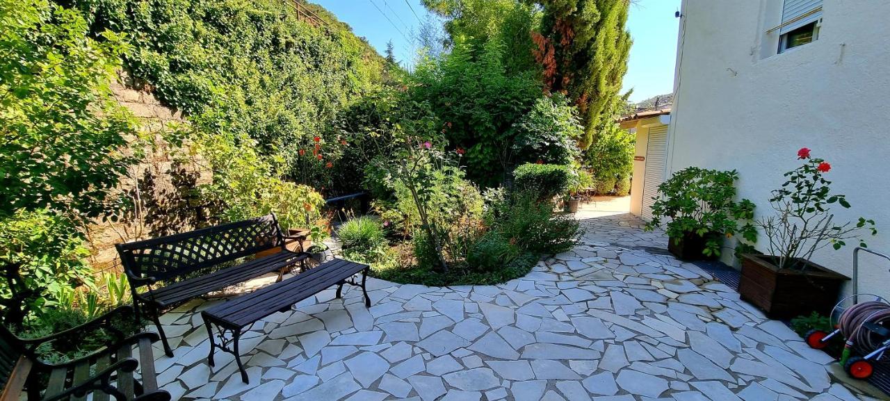 Manoir De Gravezon Bed & Breakfast Lunas  Exterior foto